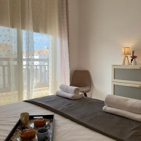 The Luma - Modern 3br - Walking To *