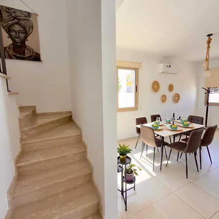 The Luma - Modern 3br - Walking To